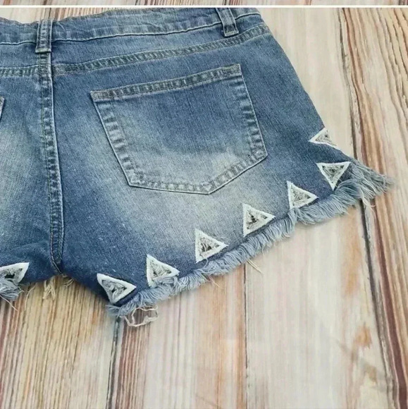 Anthropologie Distressed Denim Shorts Triangle Cutout Detail - Picture 7 of 8